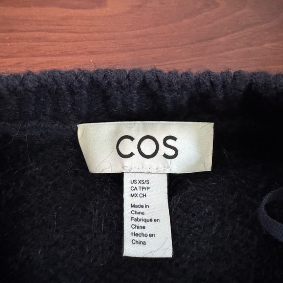 COS Oversized Checked Wool Sweater - Picture 5 of 5